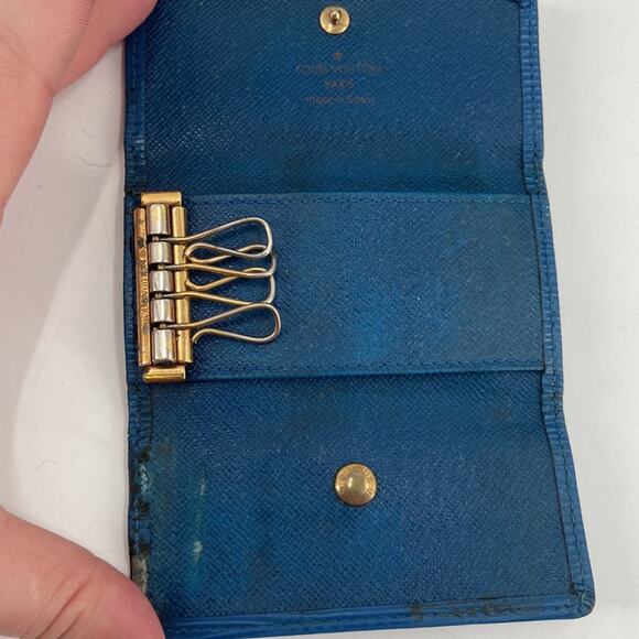 Authentic blue Louis Vuitton keyholder - Picture 5 of 9